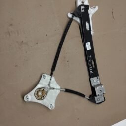 VW Polo VI El. lango pakėlimo mechanizmas be varikliuko {Dešinė, galas} 2G6839462C VW27009S