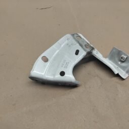 VW Polo VI 2020m Sparno tvirtinimo kronšteinas {kairė} 2G0821135