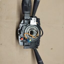 Peugeot 208 2016m Multifunkcinis valdymo jungtukas/ rankenėlė E10677110 B