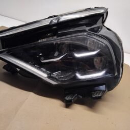 Citroen C4 III e-C4 Priekinis žibintas 9830649480 (SU DEFEKTU)