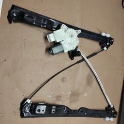 Peugeot 308 T9 2019 El. lango pakėlimo mechanizmas (Dešinėje, priekyje) 9825710280