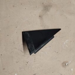 Audi A3 2018 8V Galinių durų stiklo apdaila (Kairėje, gale) 8V4853273