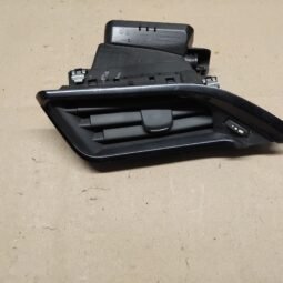 Peugeot 208 Prietaisų panelės oro srauto grotelės (kairėje) 9633131777