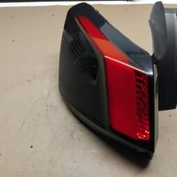 Peugeot 3008 2018 Galinis žibintas kėbule (Kairėje) 9810477180